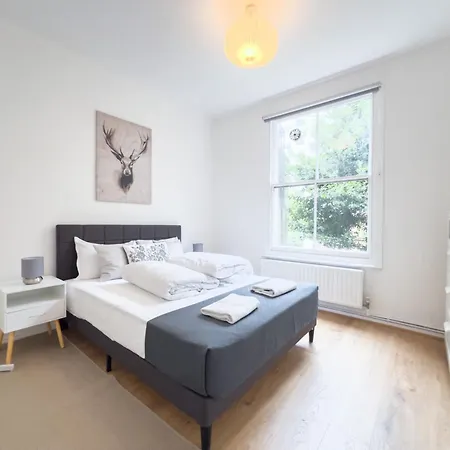 Pleasant 1 Bedroom Camden Apartment -On 1St Floor Лондон Экстерьер фото