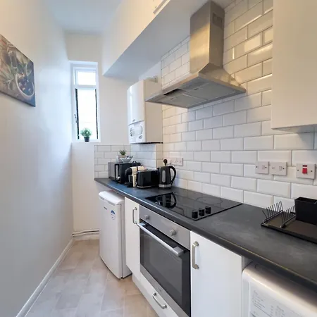 Pleasant 1 Bedroom Camden Apartment -On 1St Floor Лондон Экстерьер фото